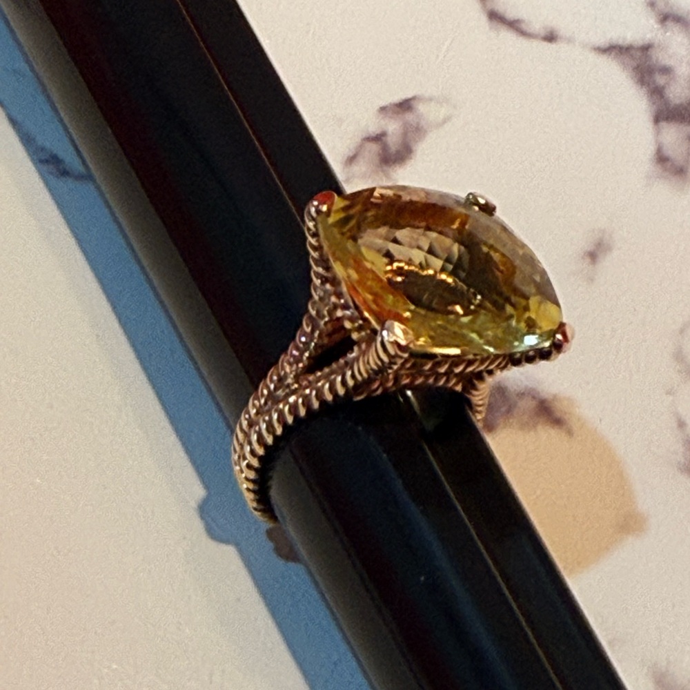 Big And Bold Yellow Quartz Gemstone Statement Ring - image 6
